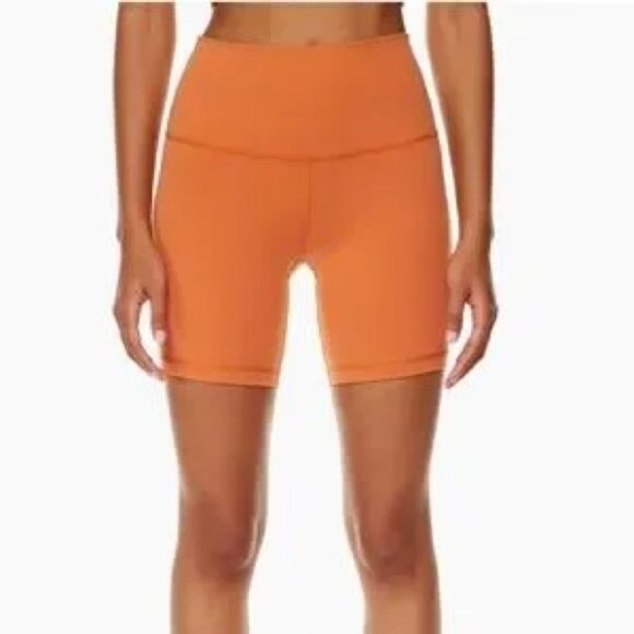 Aritzia TNA 6 inch cheeky biker shorts - Picture 1 of 2